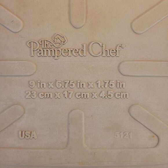 Pampered Chef Small Ridge Baker Stoneware   5121 - Picture 3 of 5
